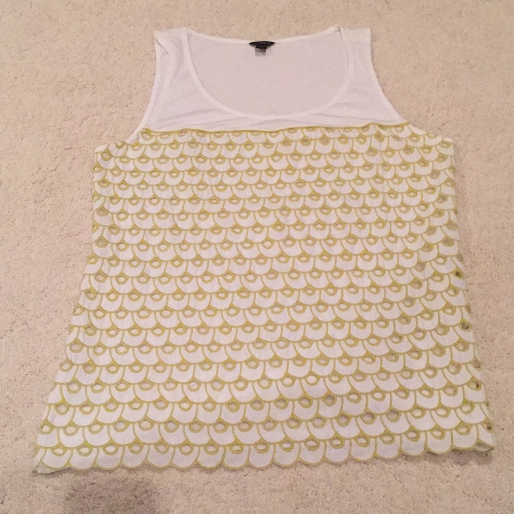 Brand new Ann Taylor eyelet tank